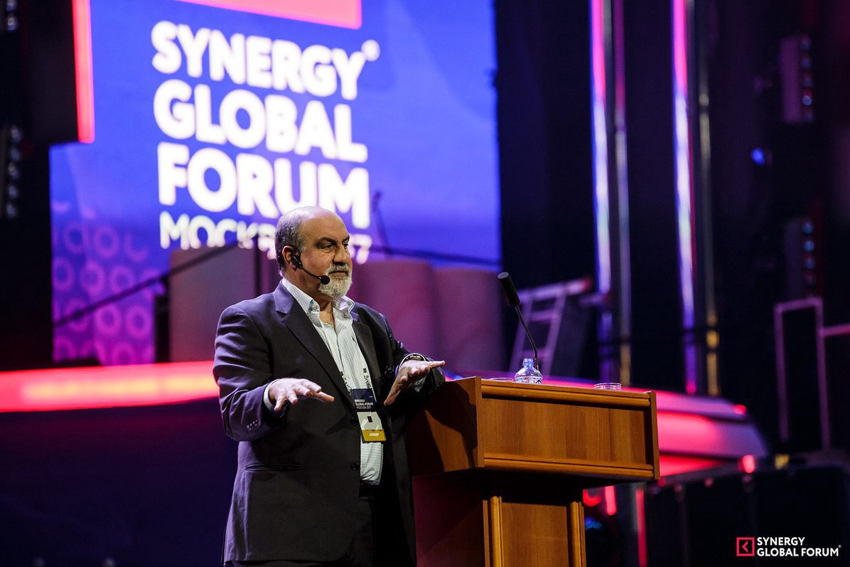 Нассим Талеб станет хедлайнером глобального онлайн-форума Synergy Online Forum.