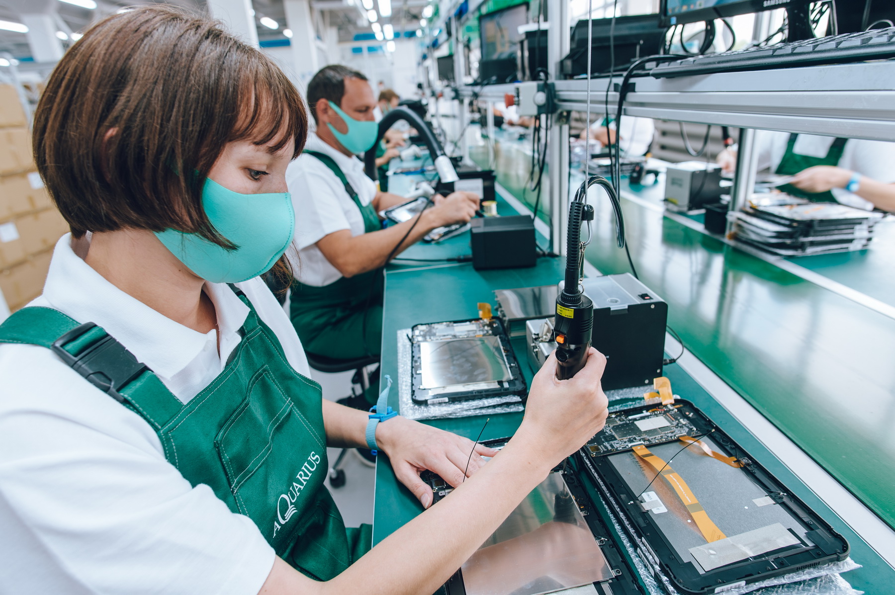 «Аквариус» вдвое увеличивает мощности своего завода по производству ПК, серверов и ноутбуков в городе Шуя . 