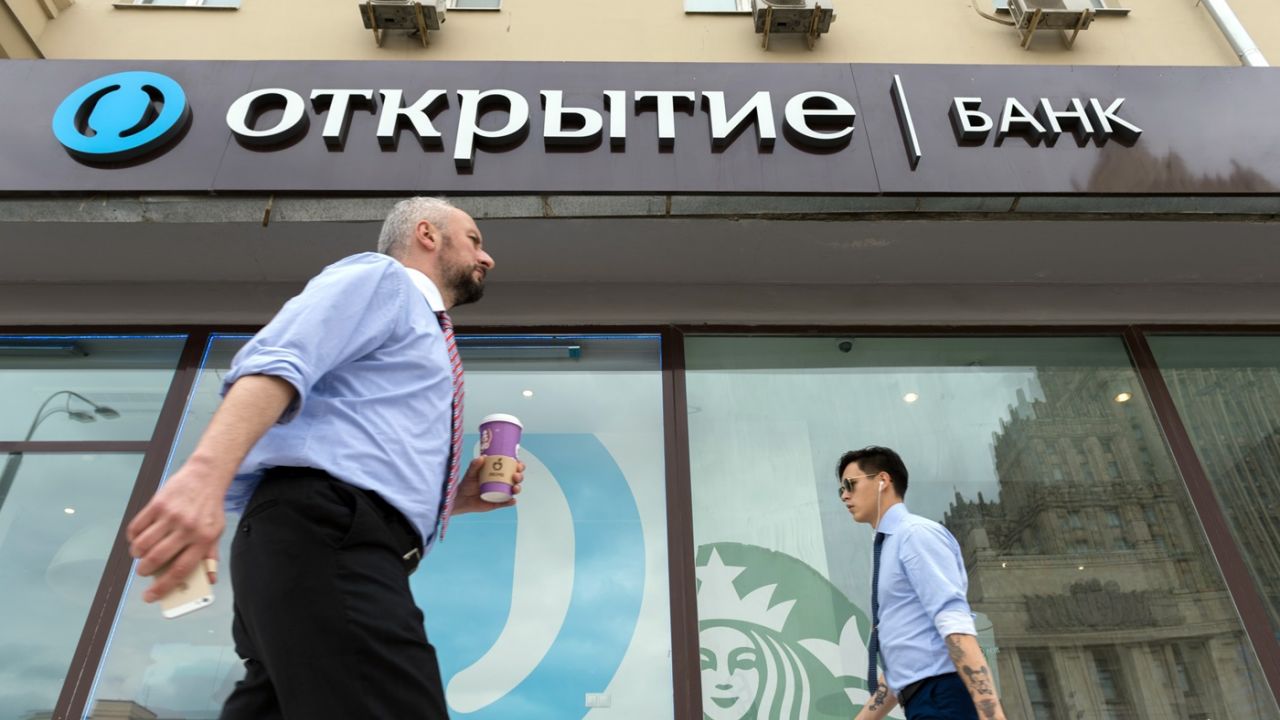 Банк «Открытие» повышает ставки по рублевым срочным вкладам