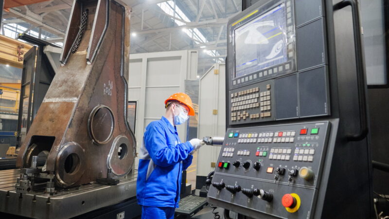 На ивановском заводе «Профессионал» открыли новый цех и создали 250 рабочих мест