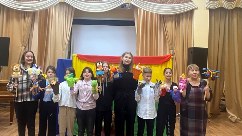 «Голос ребенка» через деятельность детского театра кукол «Тролли»