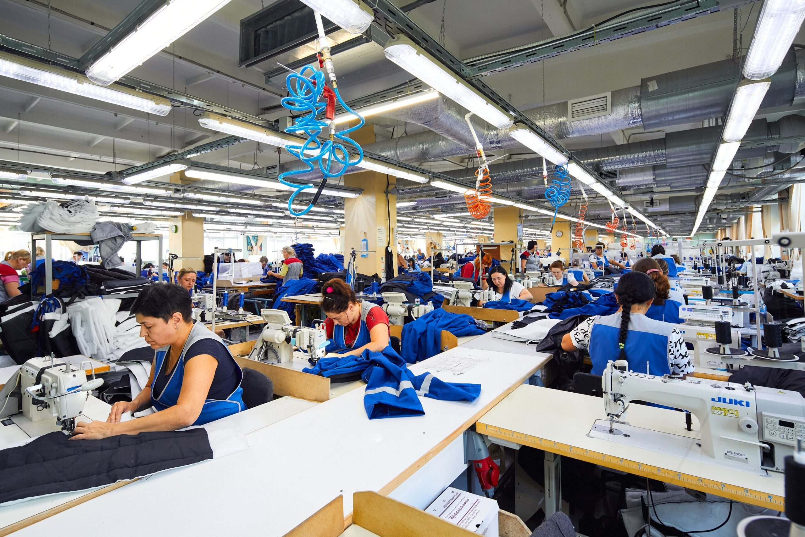 Один из крупнейших производителей спецодежды в регионе открыл в Кинешме новый швейный цех на 150 рабочих мест