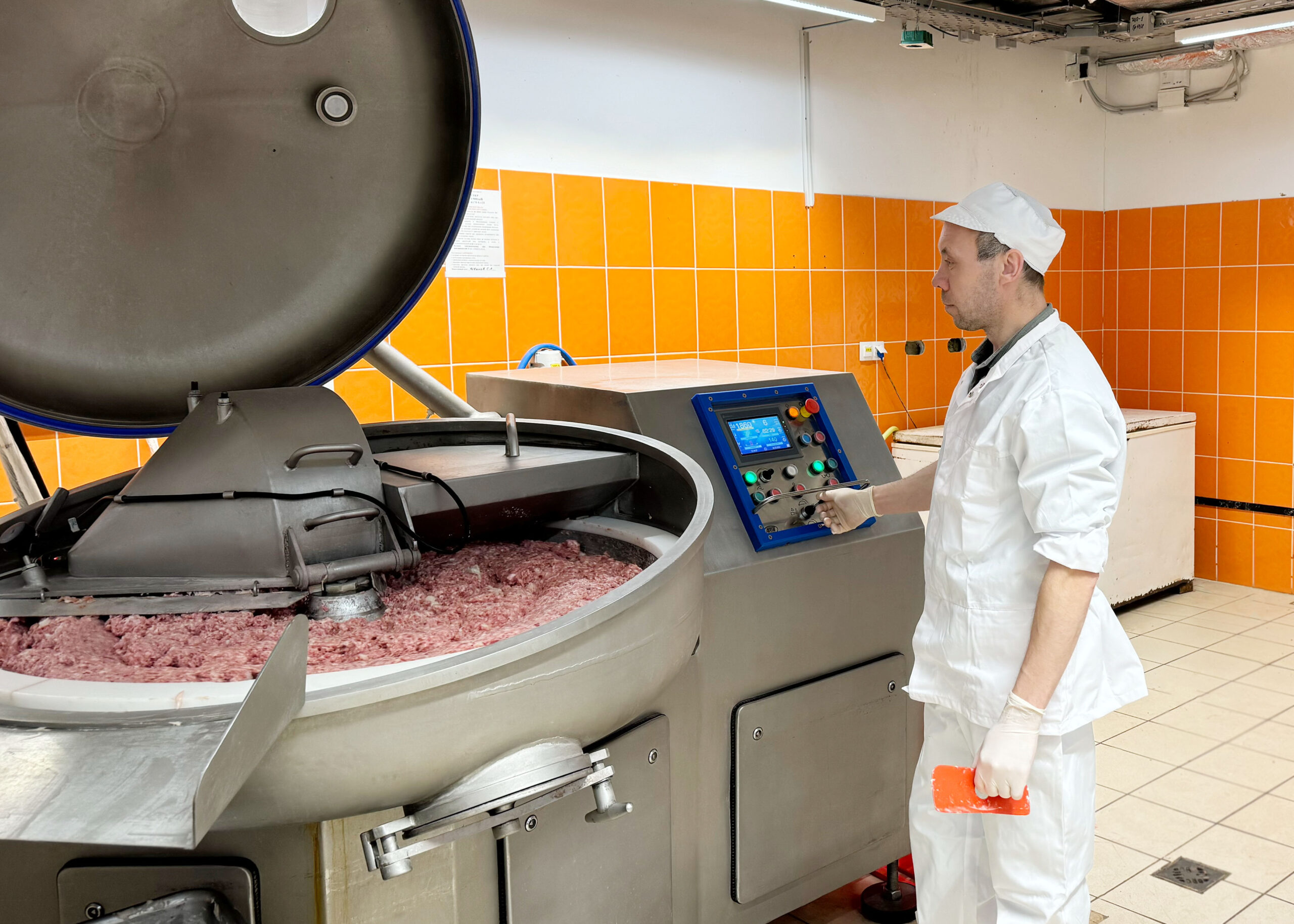 На предприятии «Аппетит» расширяют ассортимент и объем производства мясной продукции